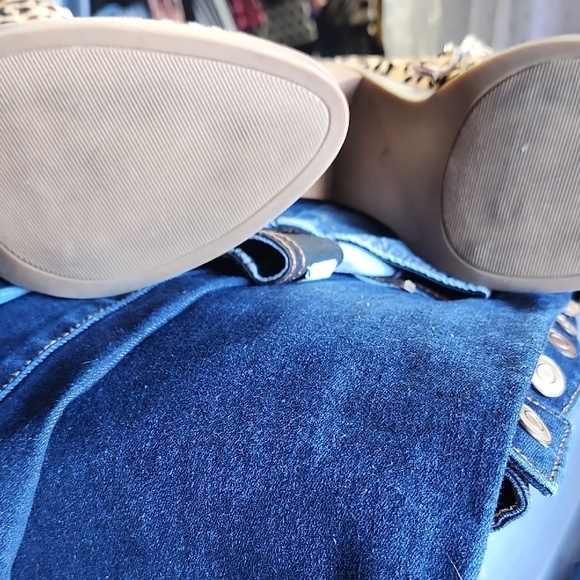 Maurices Leopard Print Ankle Booties - Picture 2 of 5